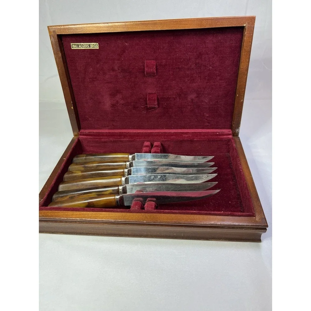 Vintage 1847 Roger's Bros Wood Display Case Box With 6 Nice Wood Handle Knives